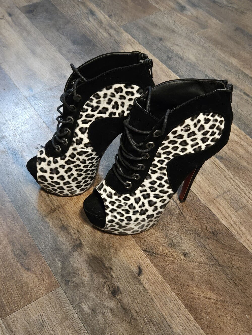 Leopard Print Lace-Up Peep Toe Ankle Boots
